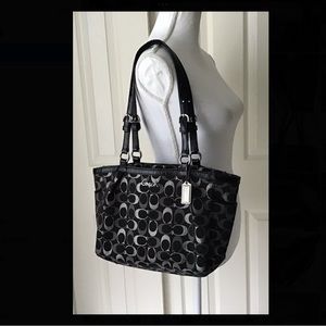 Coach Purse Bag Gallery Signature Lurex Tote Black Silver Gray F18106 Logo Charm